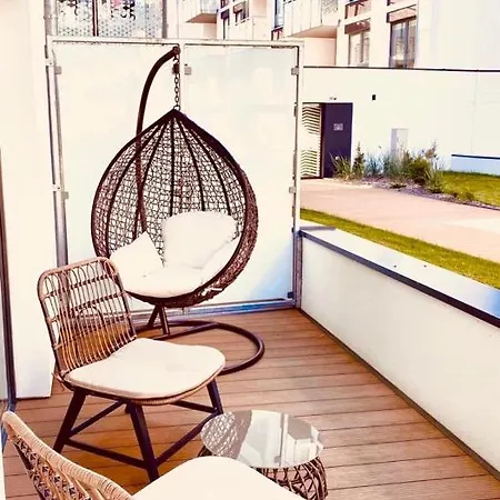 Klif Nadmorskie Tarasy كولوبرزيغ