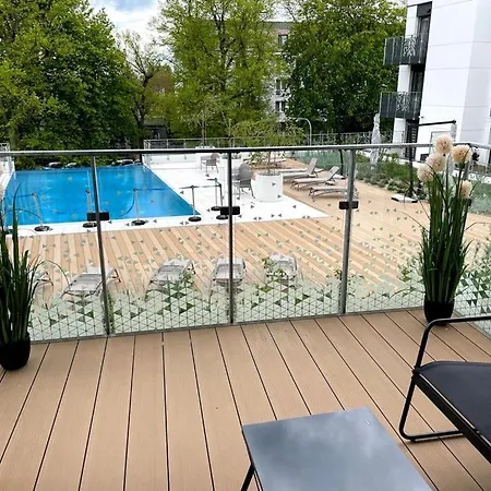 Klif Nadmorskie Tarasy كولوبرزيغ