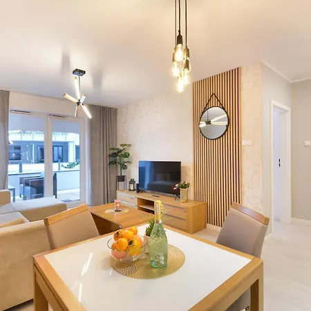 Klif Nadmorskie Tarasy * Kołobrzeg